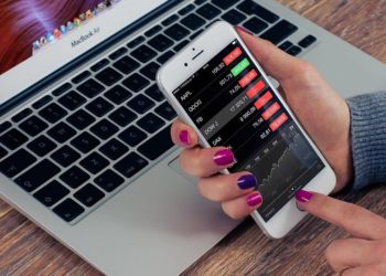 Apakah Mata Uang EUR-USD Dapat Bertahan Di Atas 1.1060?